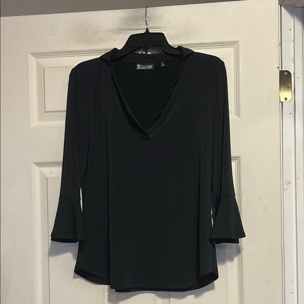 NY&C 7th Avenue Design Studio Black Top Blouse Size Medium